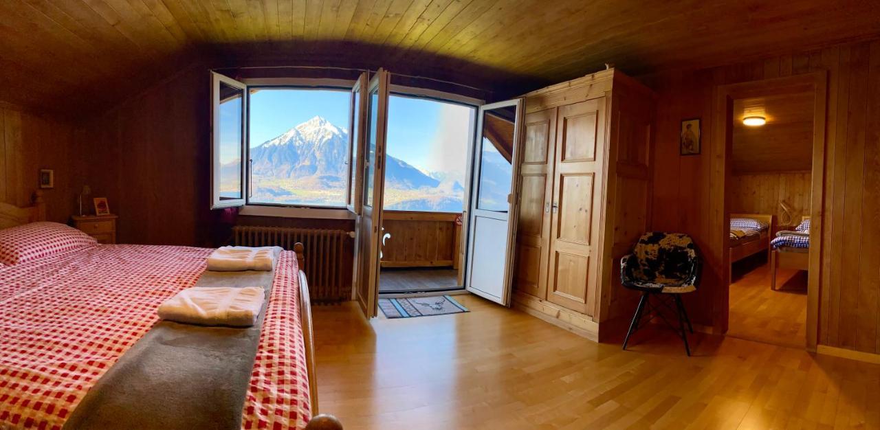 Chalet Egglen "Typical Swiss House, Best Views, Private Jacuzzi" Sigriswil Luaran gambar
