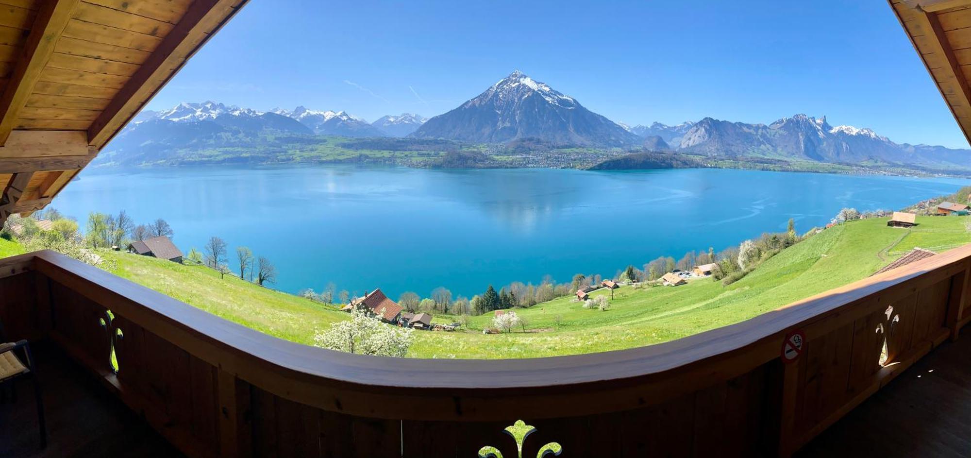 Chalet Egglen "Typical Swiss House, Best Views, Private Jacuzzi" Sigriswil Luaran gambar