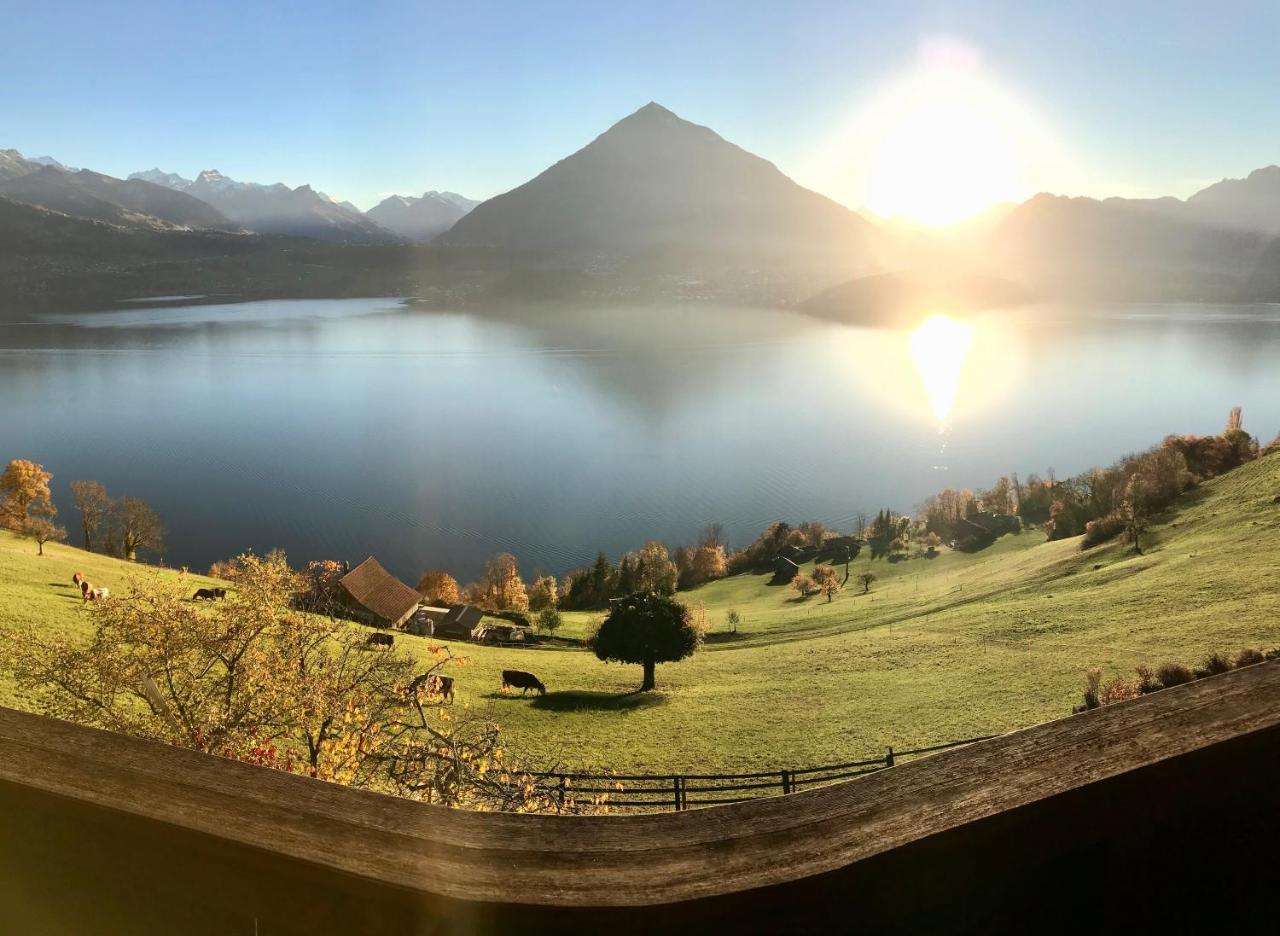 Chalet Egglen "Typical Swiss House, Best Views, Private Jacuzzi" Sigriswil Luaran gambar