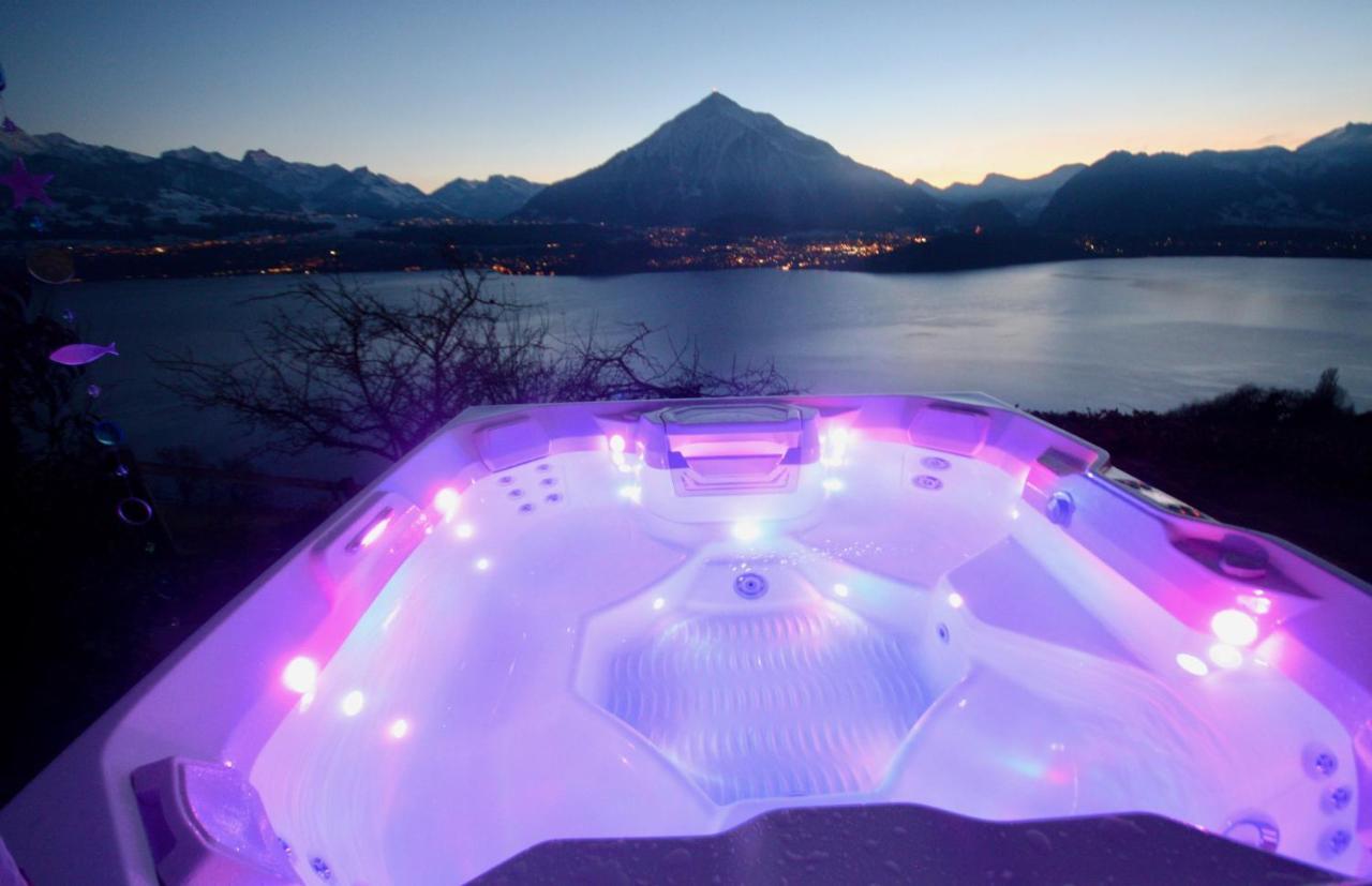 Chalet Egglen "Typical Swiss House, Best Views, Private Jacuzzi" Sigriswil Luaran gambar
