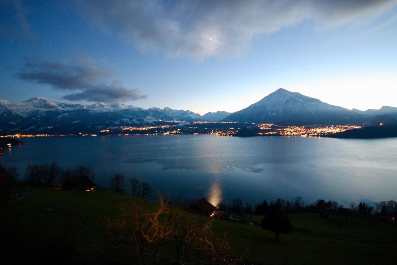 Chalet Egglen "Typical Swiss House, Best Views, Private Jacuzzi" Sigriswil Luaran gambar